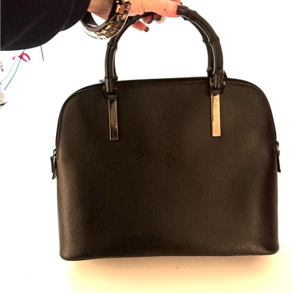 Gucci Black Pebble Grained leather w/bamboo handle /top zip/silver hardware - Picture 1 of 8